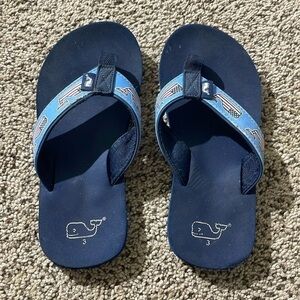 Vineyard vines little boy flip-flops